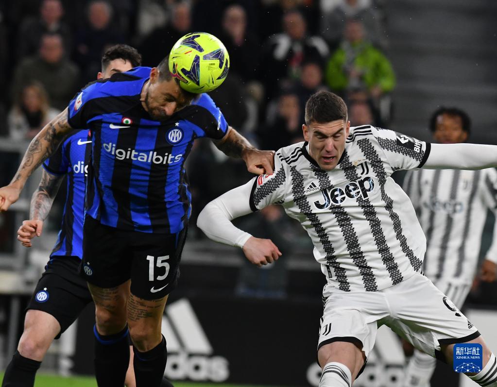 罗马诺：由于铃木彩艳受伤，帕尔马将评估自由市场上的门将（罗马诺：铃木彩艳受伤后，帕尔马将考察自由门将人选）