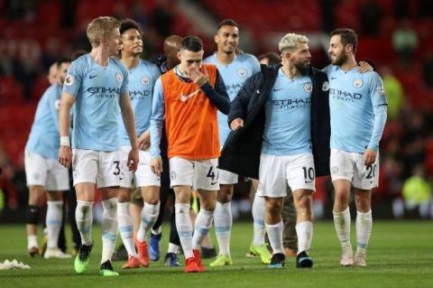 苏格兰女足队长卡思伯特与中国队比赛时头部受伤，被紧急送医（苏格兰女足队长卡思伯特在对阵中国队时头部受伤，紧急送医）