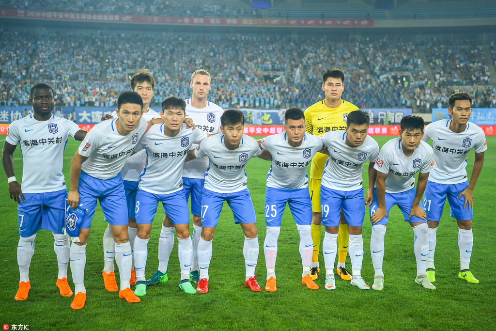 11球5助惊艳一赛季！王钰栋获2025年中超最佳青年球员（凭借11球5助的高光数据，王钰栋荣膺2025中超最佳青年球员）