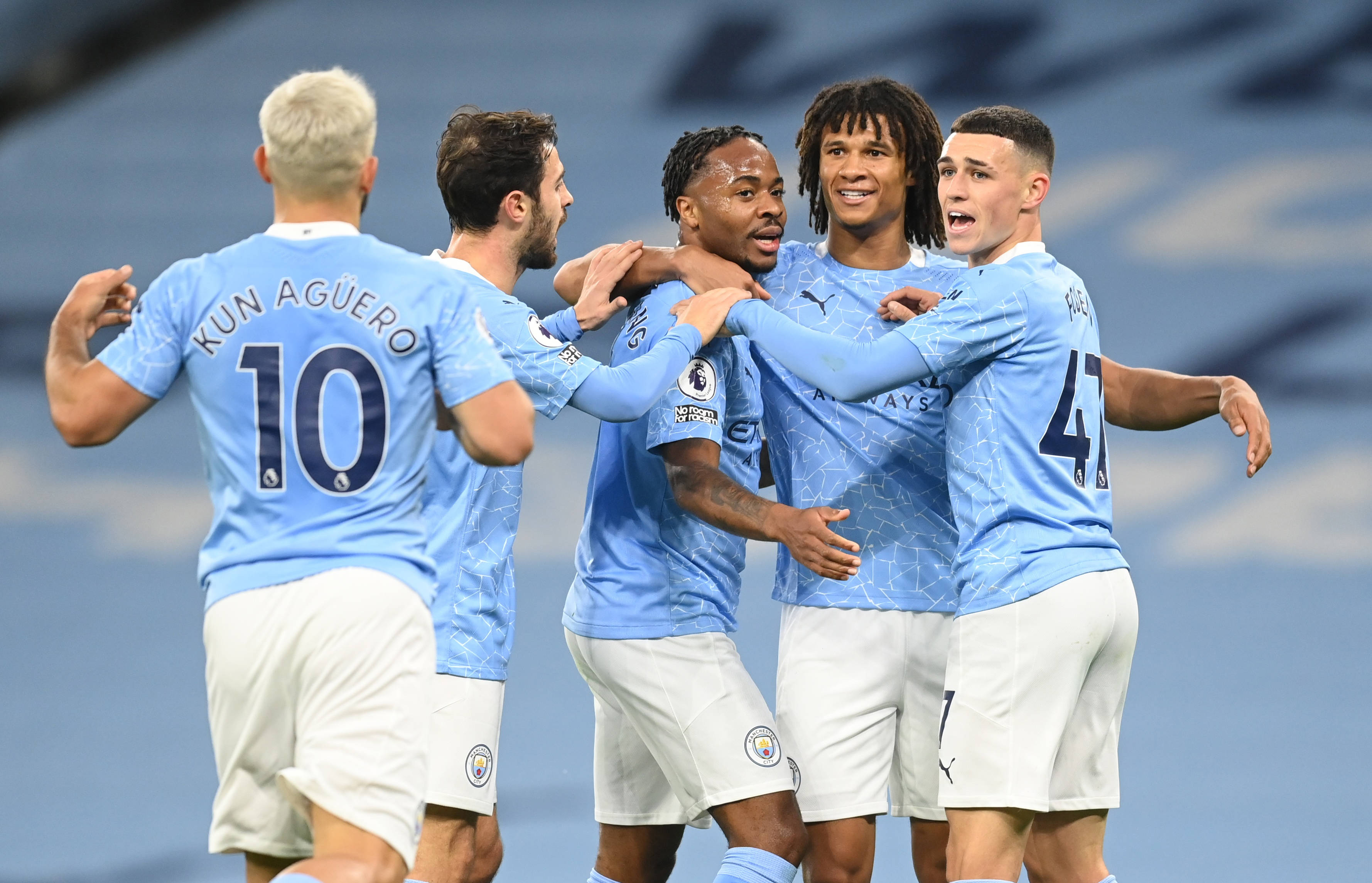 皇马名宿桑奇斯：希望当场上出现混乱时，队中有人来维持秩序（皇马传奇桑奇斯：盼有人在场面混乱时站出来稳住局面）