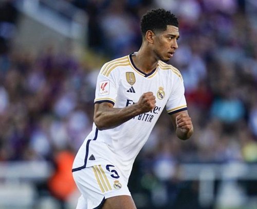 记者：维萨希望加盟纽卡，纽卡可能为其提出第三份报价（记者：维萨倾向加盟纽卡，俱乐部或提交第三次报价）