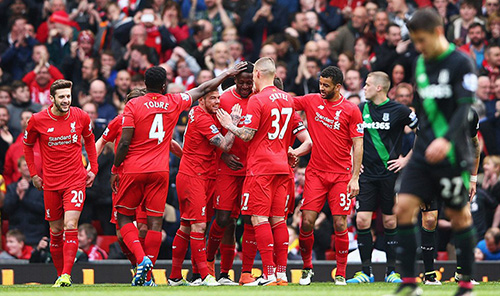 不再兼任主帅！周鹏上赛季交出13.2分3.1板2.2助攻（卸下主帅身份！周鹏上季场均13.2分3.1板2.2助攻）