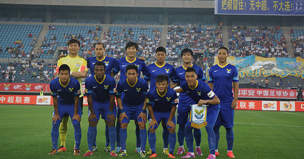 德科：冬窗很难引进适合巴萨的球员，球队现在状态良好（德科：冬窗难觅适合巴萨的引援，球队目前状态不错）