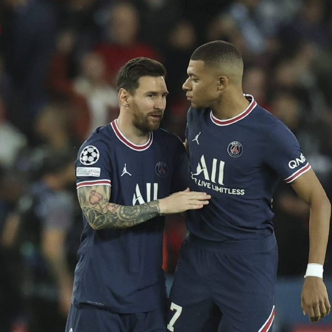 沈阳体育学院教师兼运动员徐梦桃夺得2025-2026赛季自由式滑雪空中技巧世界杯首金（自由式滑雪空中技巧世界杯2025-2026赛季首金花落沈阳体院教师兼运动员徐梦桃）