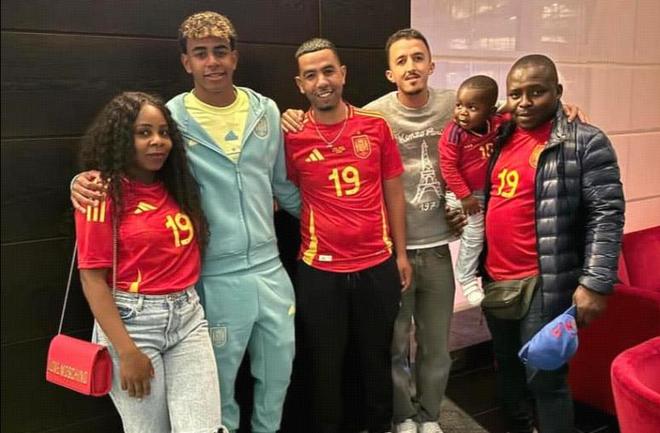 拉波尔塔：重建诺坎普出现问题不是利马克的责任，所以没索赔（拉波尔塔：诺坎普重建问题与利马克无关，俱乐部不提出索赔）