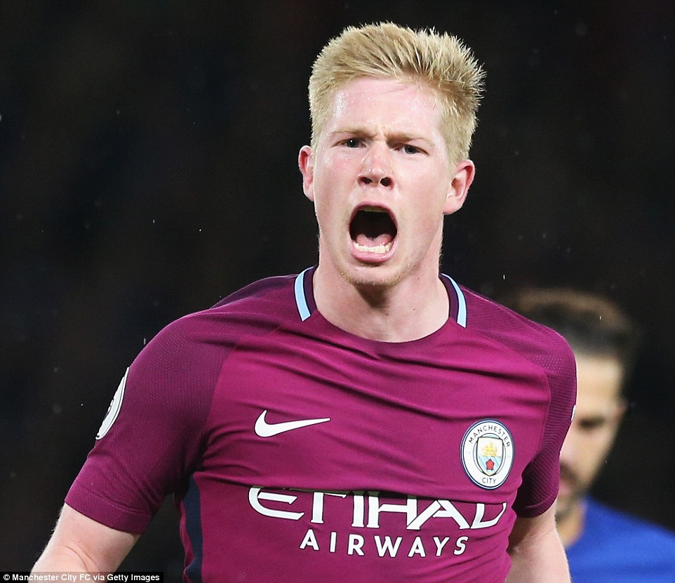 “独眼飞翼” 米农古：非洲杯首秀绝杀英雄，左眼失明难挡绿茵雄心（米农古：左眼失明仍翱翔，非洲杯首秀绝杀成英雄）