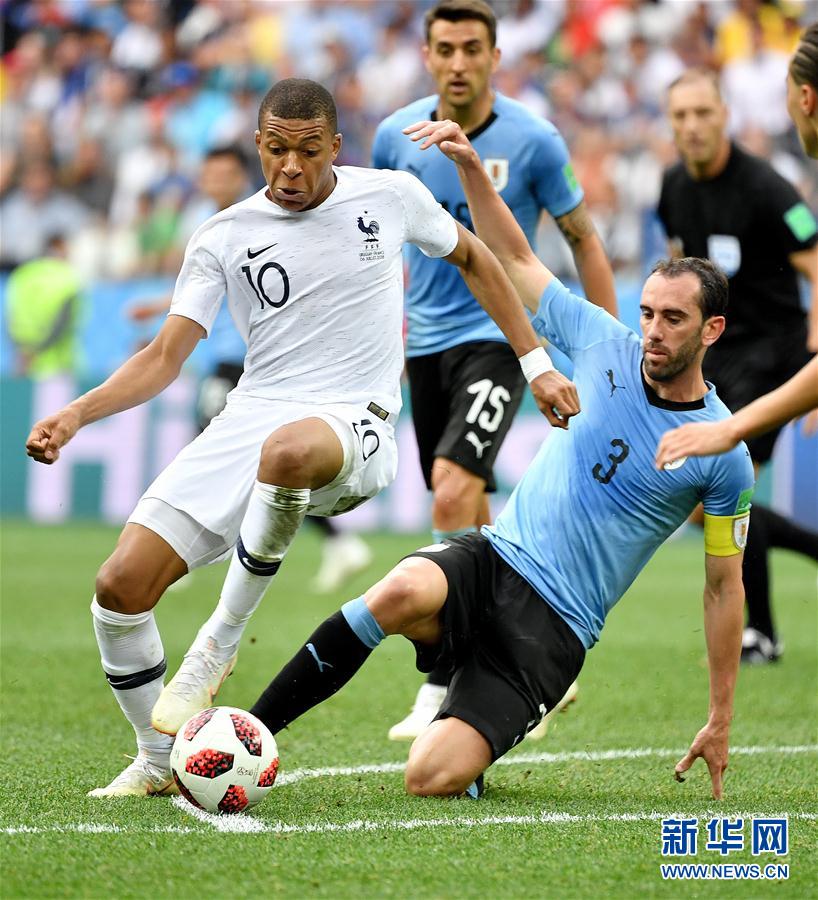 皇马队史第五次西甲主场有两人被罚下，上一次是20年前（皇马西甲主场两人被逐为队史第5次，距上次已过20年）