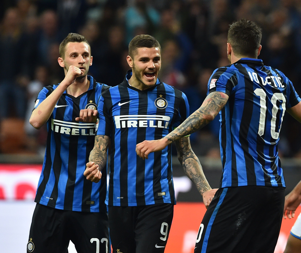 乒乓球混合团体世界杯：中国队六连胜领跑积分榜（乒乓球混合团体世界杯：中国队豪取六连胜登顶积分榜）